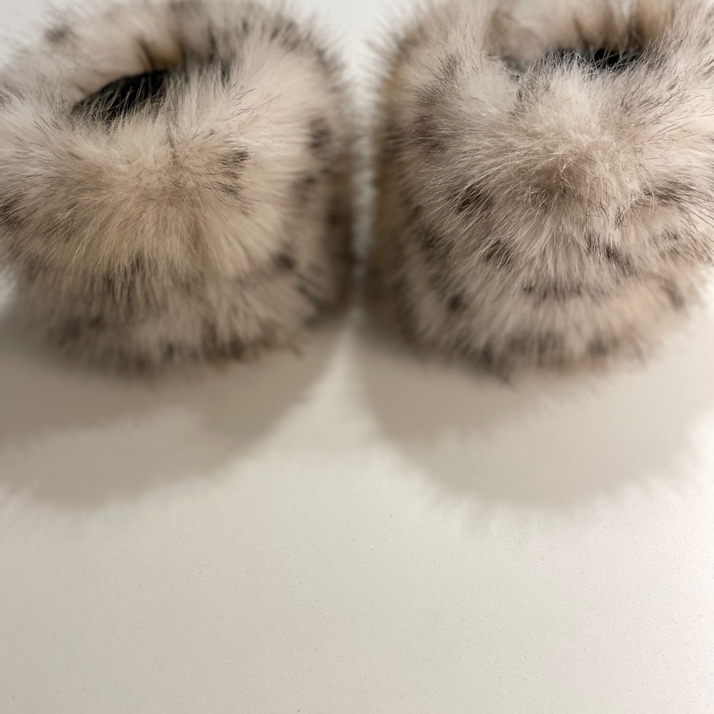 Faux Fur Cuffs in Cream and Black - Picture 2 of 12